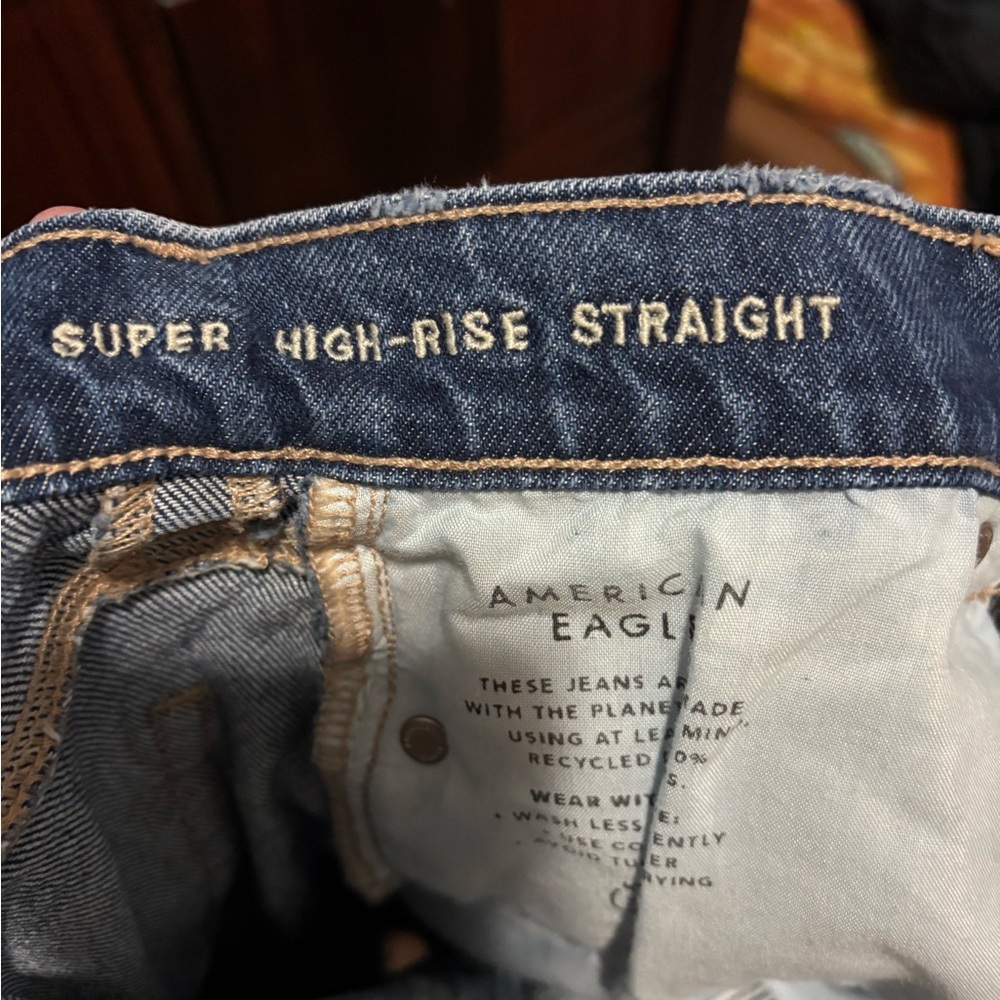 American Eagle Outfitters High Rise Blue Jeans - Picture 6 of 10